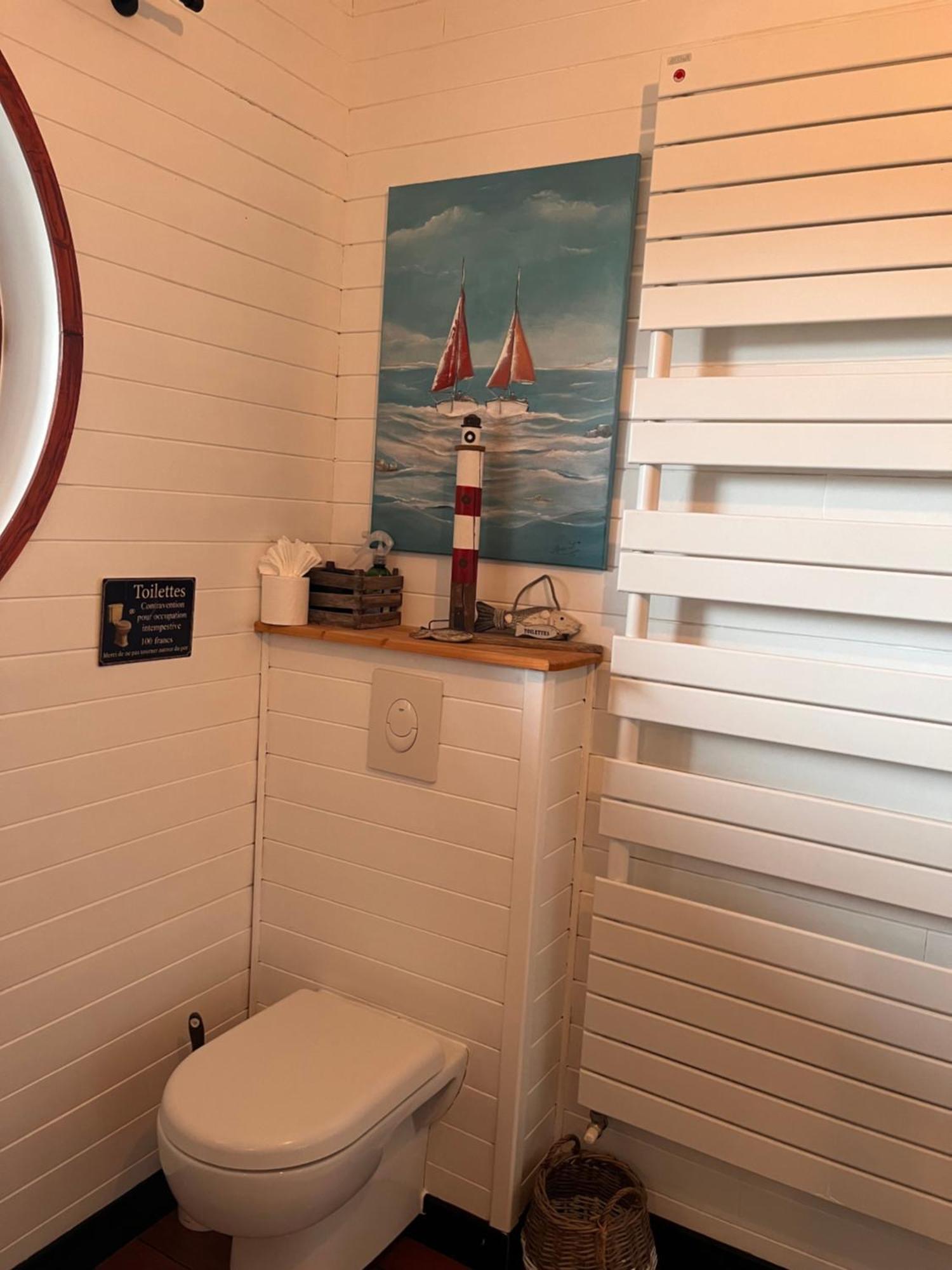 La Maison Bateau Au Bord De Mer Guissény Екстериор снимка